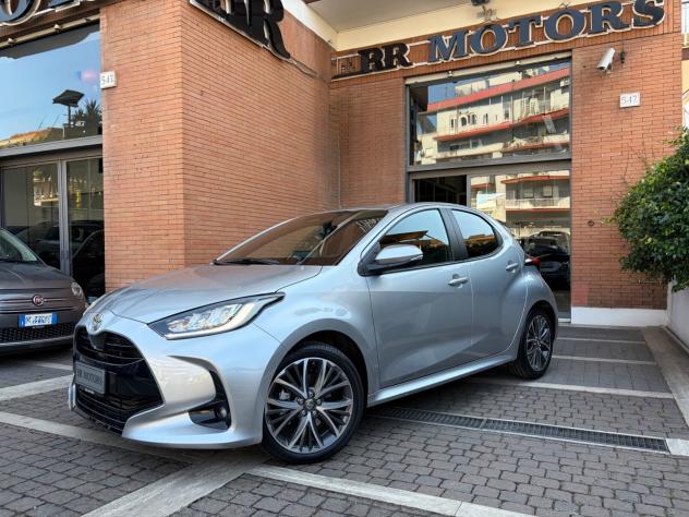 Toyota Yaris 1.5h 130cv Lounge - COME NUOVA !!