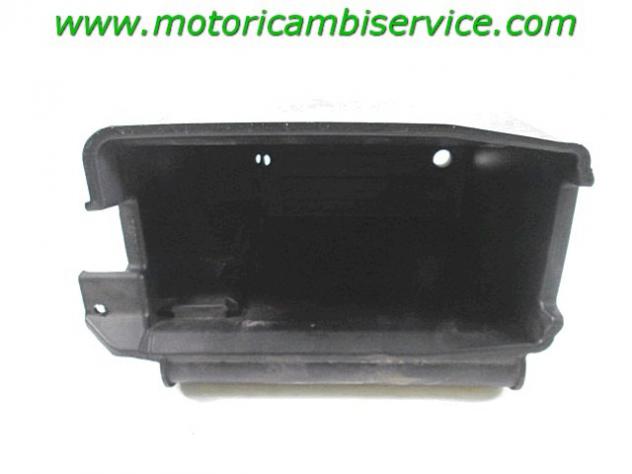 SUPPORTO BATTERIA PIAGGIO VESPA 125 PRIMAVERA 3V I.E (2013-2014) 674.059