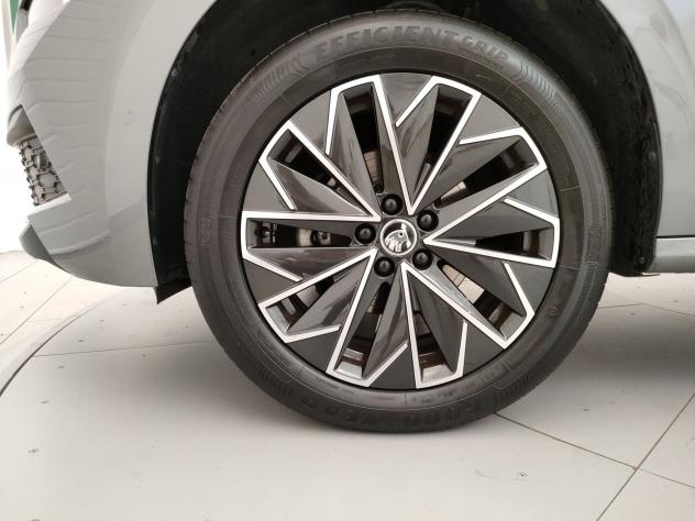 Škoda Kamiq 1.0 TSI 110cv BLACK DOTS - Foto 6