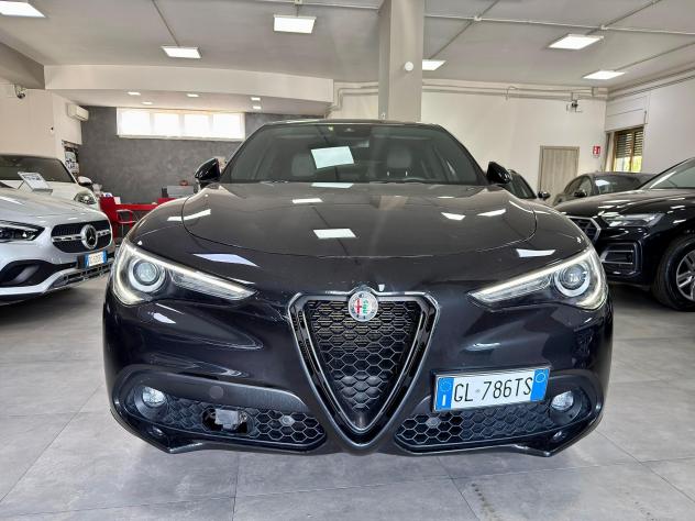 Alfa Stelvio 2.2 TD 210 CV AT8 Q4 Veloce 10/2022 - Foto 2