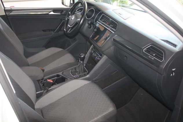 Volkswagen Tiguan 1.6 TDI SCR Sport BlueMotion Technology - Foto 8