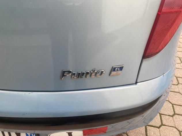 Fiat Punto 1.2 KM 126.000 Si Neopatentati - Foto 4