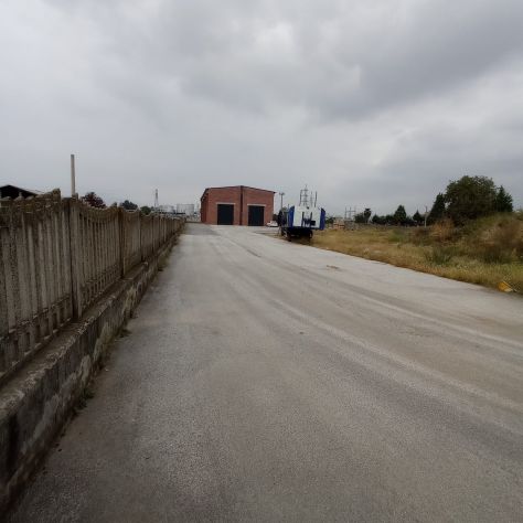 AFFITTASI CAPANNONE RECINTATAO A 5 KM DA CUNEO - Foto 4