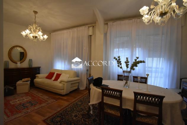 APPARTAMENTO di 3 vani e di 95 mq (CONEGLIANO) rif. MM1002 - Foto 4