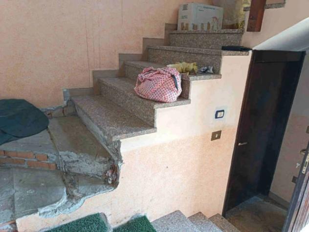 Immobile in asta di 105 m², box auto doppio in vendita a Robecchetto con Induno - Foto 8