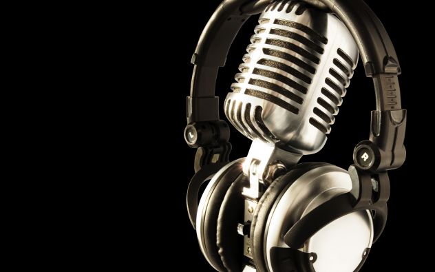 CERCHI CANZONI? SCRIVIMI