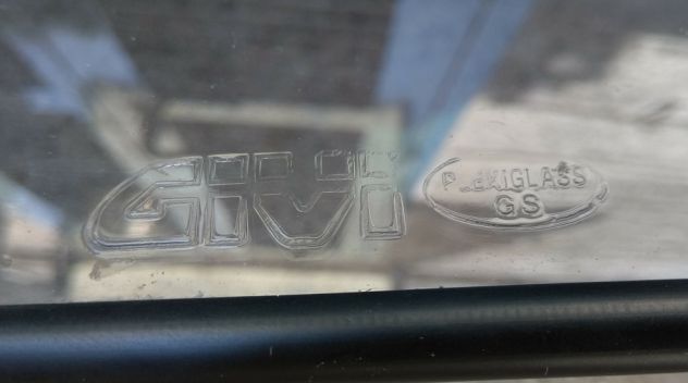 Yamaha FZS 1000 Fazer '03'05 windscreen plexiglass Givi fumé - Foto 3