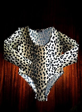 TOP BODY *NUOVO* ADERENTE MACULATO LEOPARDATO