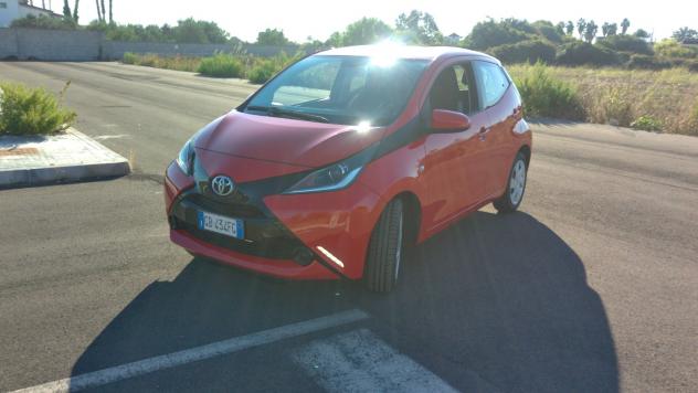 Toyota Aygo 1.0 VVT-i 69 CV 5 porte x-cool TSS - Foto 2