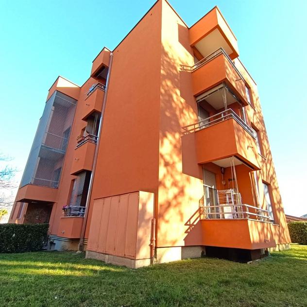 TRILOCALE CON DOPPI SERVIZI A VALGREGHENTINO Villa San Carlo