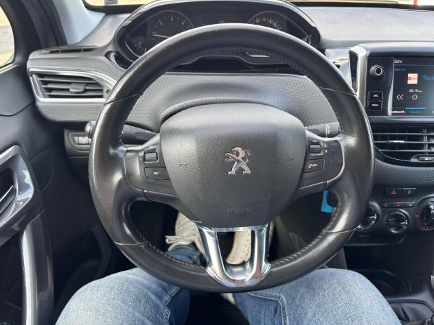 Peugeot 2008 BlueHDi 100 S&S Allure - Foto 9