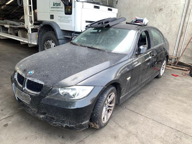 Ricambi BMW E90 serie 3 2008 N47D20A - Foto 3