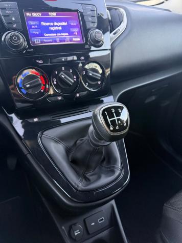 Lancia Ypsilon 1.2 69 CV 5 porte GPL Ecochic Gold - Foto 8