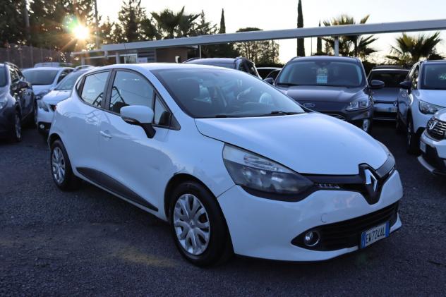 Renault Clio 1.5 dCi 8V 75CV 5 porte Costume National - Foto 2