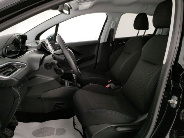 PEUGEOT 208 1.5HDI 100cv SIGNATURE Euro 6d - Foto 6