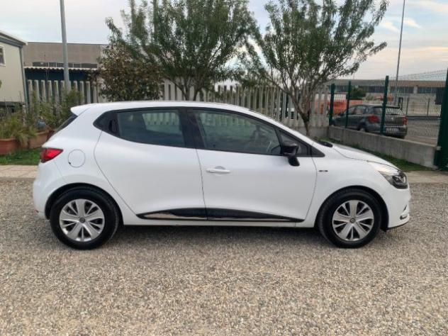 RENAULT Clio TCe 12V 75 CV 5 porte Moschino Intens rif. 24157180 - Foto 6