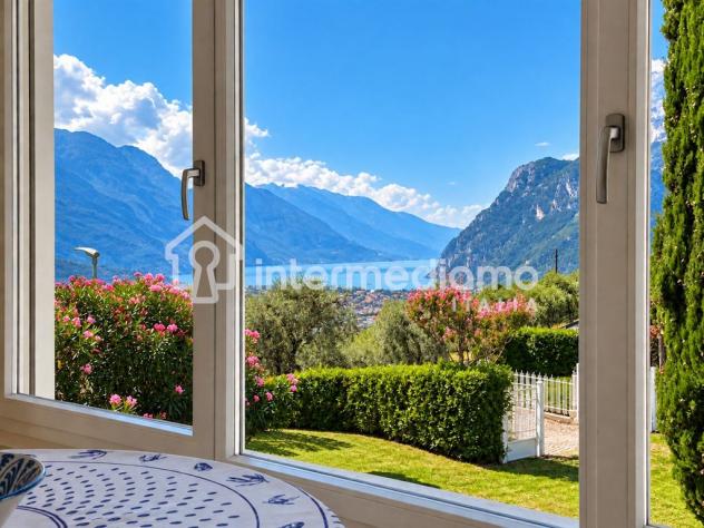 UNA FINESTRA SUL GARDA, IMMERSA NEL VERDE - Foto 5