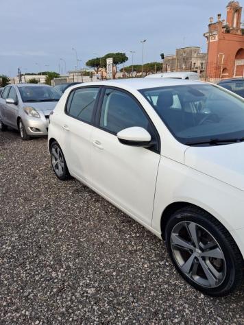 PEUGEOT - 308 - 1.6 e-HDi 115 CV S&S GT Line - Foto 5