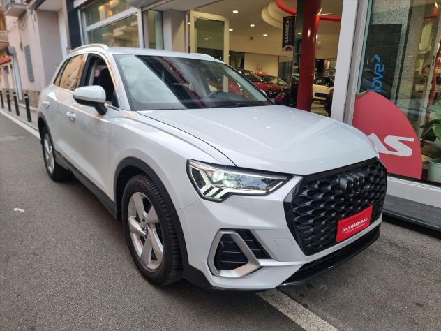 Audi Q3 35 2.0 tdi Advanced s-tronic 150 cv AUTOMATICA - Foto 2