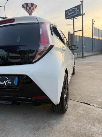 TOYOTA Aygo 1.0 VVT-i 69 CV 5 porte x-cool rif. 23508287 - Foto 6