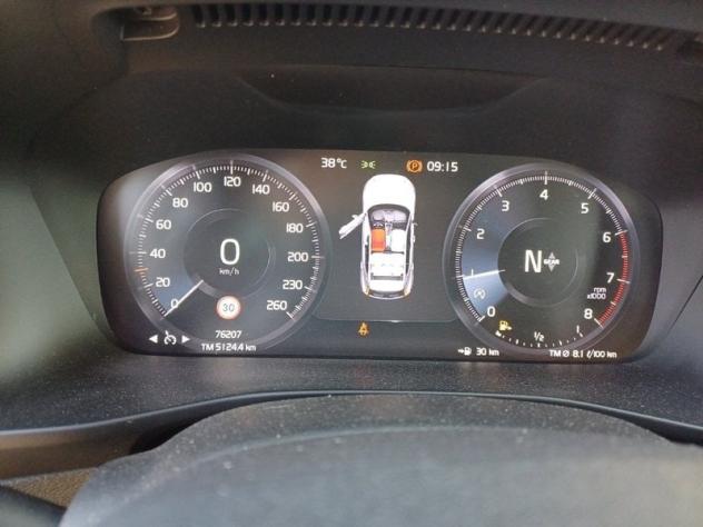 Volvo XC40 T2 ESSENTIAL SUV - Foto 8