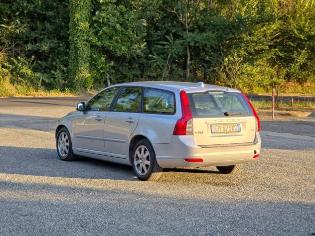 Volvo V50 D2 R-design CV-114 E5 Manuale NEO 2012 - Foto 4