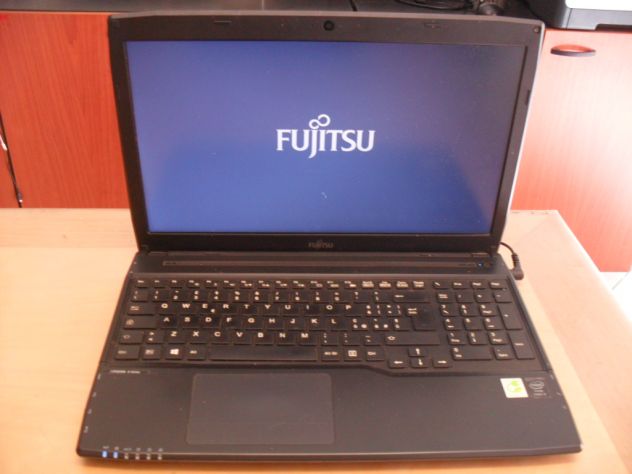 FUJITSU LIFEBOOK A544 CORE I7+8GB+250SSD+WINDOWS 11 - Foto 3