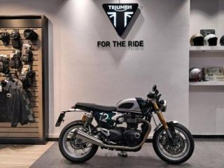 TRIUMPH Speed Twin SPEED TWIN 1200  CAFE RACE EDITION rif. 23852850