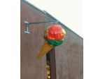 Insegna Gelato a bandiera di un cono gelato in vetroresina a MILANO