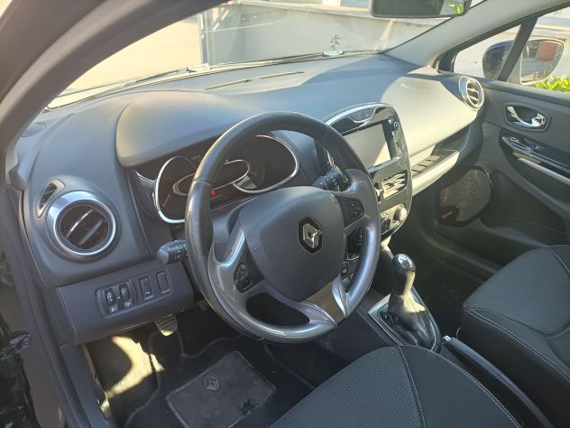 Renault Clio 1.2 5p Costume National - Foto 6