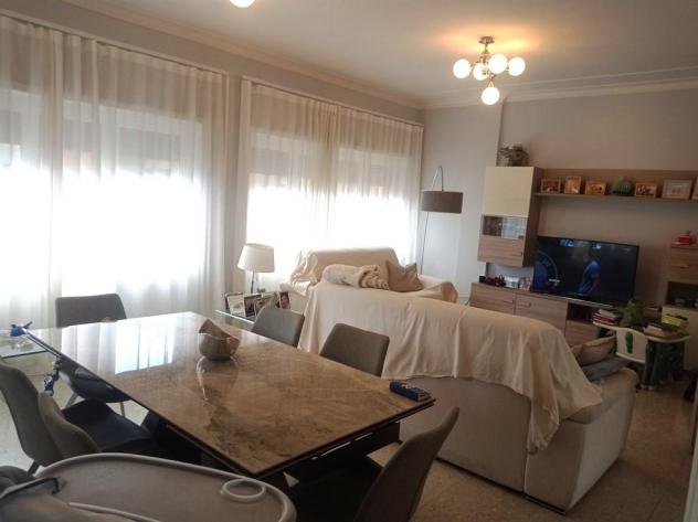 QUADRILOCALE - LOCATO FINO AL 30/09/2027 - USO INVESTIMENTO - Foto 2