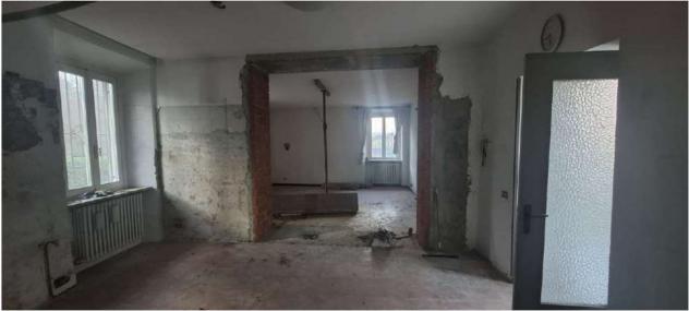 326/2025 U VA - Casa indipendente al rustico in asta a Sesto Calende - Foto 10
