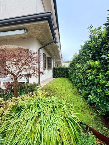 V005370 - VILLA ANGOLARE IN CLASSE A2 CON GIARDINO! - Foto 12