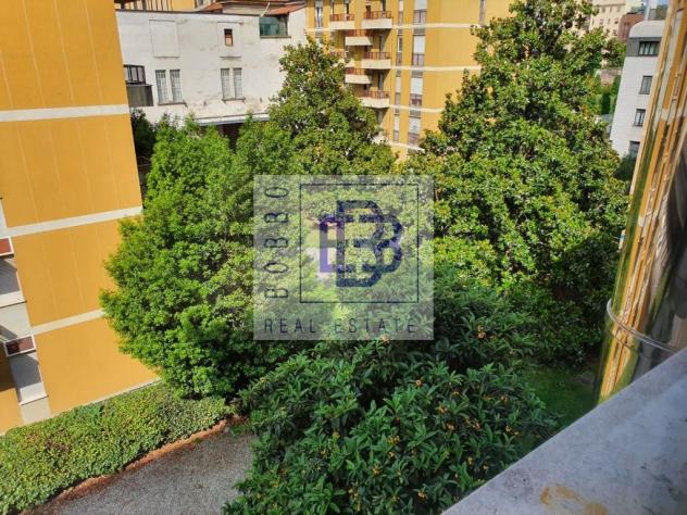 Bilocale con balconcino e aria condizonata - Foto 7