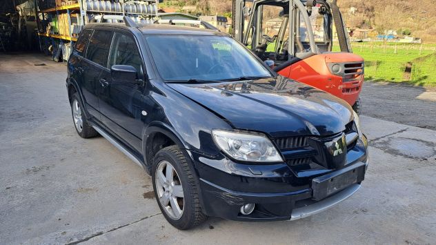 Ricambi vari Mitsubishi Outlander 2.0 benzina 4x4 del 2006 - Foto 5