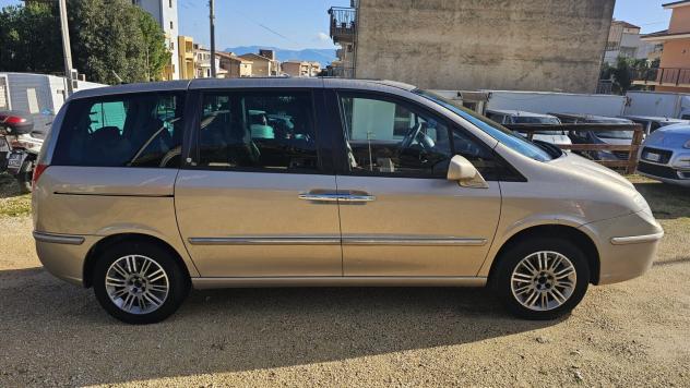 Lancia Phedra 2.2 MJT Limited Edition - Foto 6
