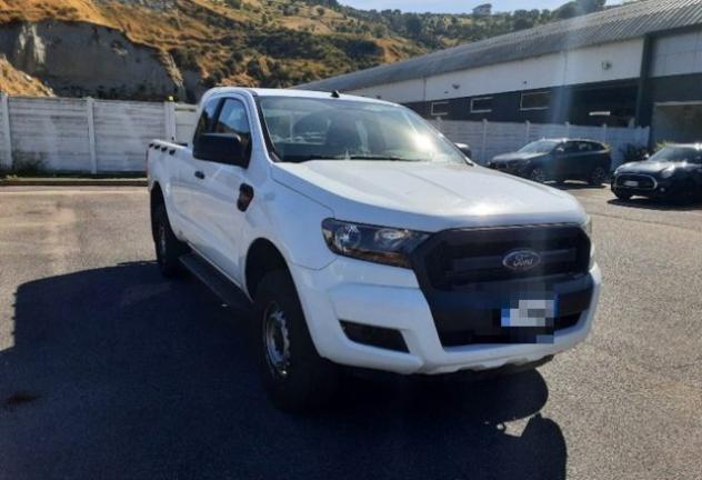 FORD Ranger 2.2 TDCi 160cv SUPERCAB XL 4WD rif. 24149248 - Foto 2