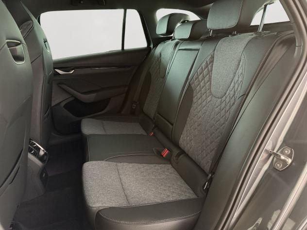 Škoda Octavia 2.0 TDI 110KW SPORTLINE DSG - Foto 7