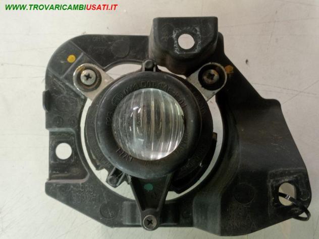 PROIETTORE FENDINEBBIA DX 999-U1562057 Parti elettriche Fanaleria Fendinebbia Fendinebbia dx. LANCIA - NEW YPSILON - 2011 2015