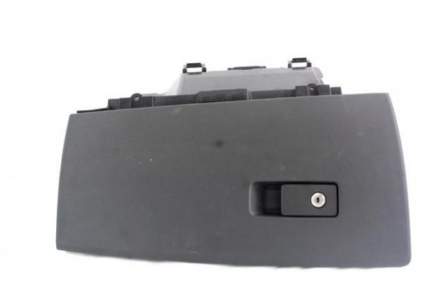 30676278 CASSETTO PORTAOGGETTI CRUSCOTTO LATO DESTRO VOLVO V70 SW 2.0 D 120KW AUT 5P (2012) RICAMBIO USATO 39807244