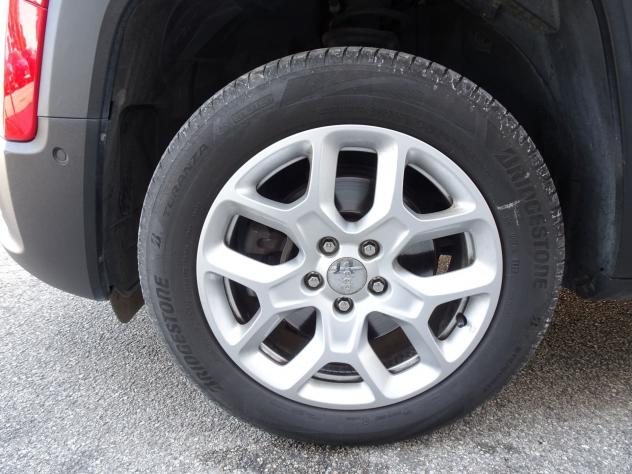 Jeep Renegade 1.4 MultiAir 170CV 4WD Active Drive Limited - Foto 6