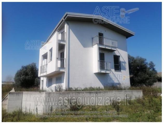 IMMOBILI-IMMOBILE RESIDENZIALE-Via Tratturo snc, loc. Villa Oliveti