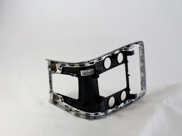 31351653 MASCHERINA RIVESTIMENTO CRUSCOTTO CENTRALE VOLVO V60 SW 2.0 D 100KW AUT 5P (2013) RICAMBIO USATO - Foto 4