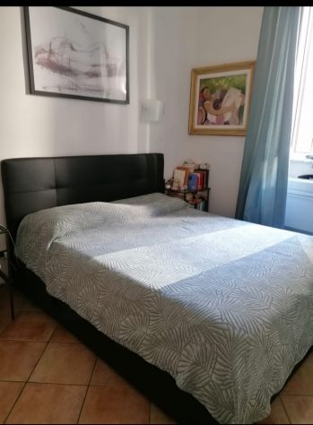 Letto matrimoniale con contenitore