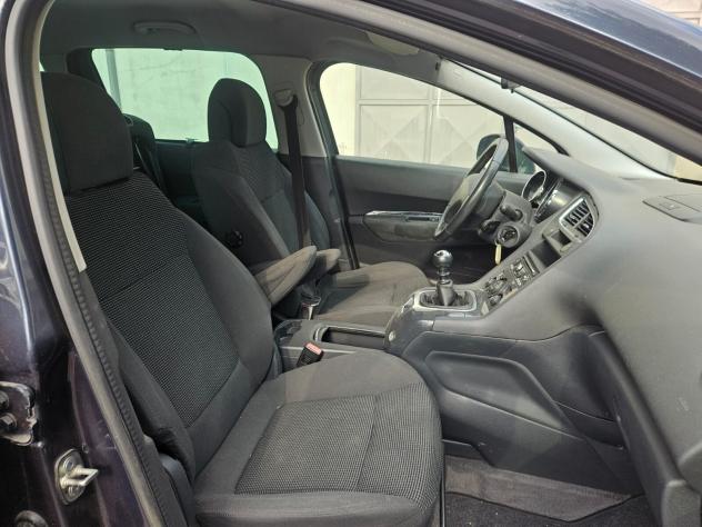 Peugeot 5008 1.6 HDi 115CV Business - Foto 8