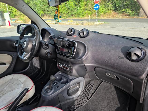 Smart ForTwo 70 1.0 twinamic Prime E6 Automatica NEO 2017 - Foto 7