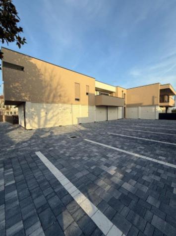 Appartamento di 158 m² con 4 locali e box auto in vendita a Loreggia - Foto 9