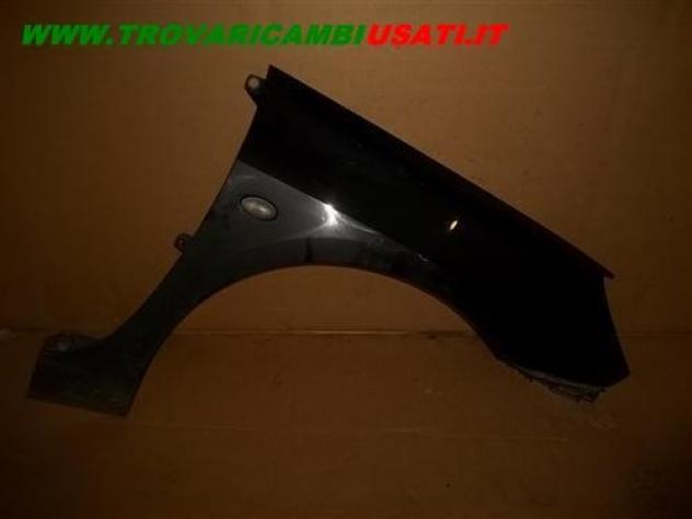 PARAFANGO ANT.D.(in plastica) NERO MET. PEUGEOT 307 (T5) 3p / 5p / SW  Carrozzeria  Lamierati esterni  Fiancate  Parafango ant. PEUGEOT - 307 3p / 5p