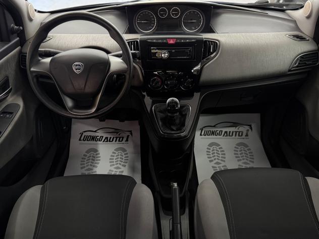 Lancia Ypsilon 1.2 GPL Ecochic Gold - Foto 8