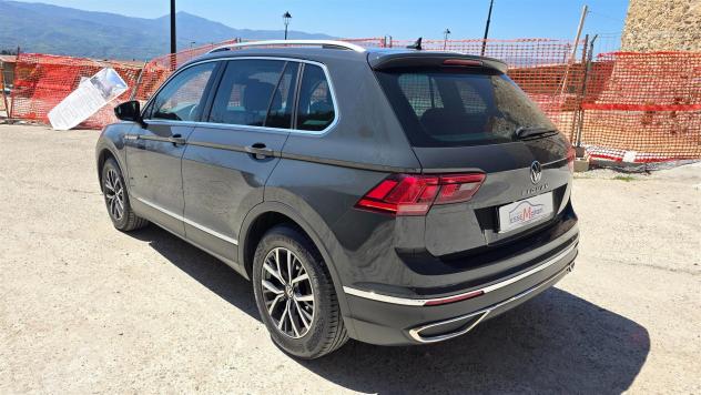 Volkswagen Tiguan 2.0 TDI 150 CV SCR DSG Elegance - Foto 4